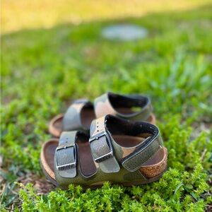 Birkenstock Toddler Desert Soil Camo Khaki Sandals Size 24 / 6.5